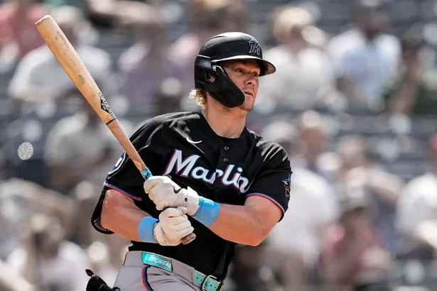 Stowers destroza a los Filis con 2 jonrones y 5 remolcadas en paliza de los Marlins