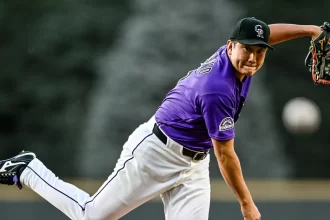 Sugano y Skenes se midieron al limite Colorado gano por un sencillo en la tercera