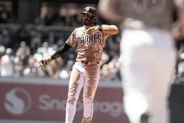Tatis Jr. en caida libre el dilema de los Padres con su megacontrato