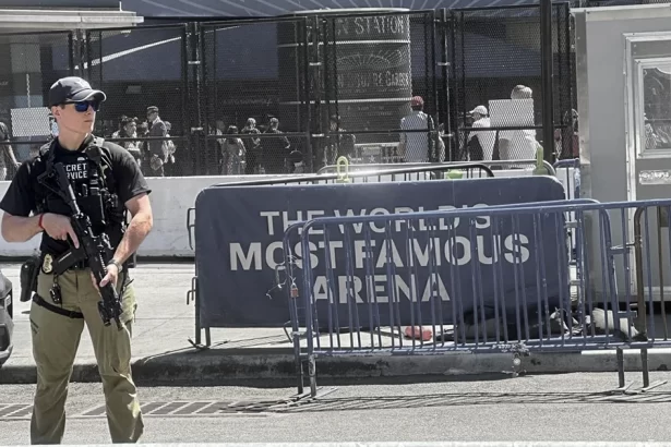 Trump asiste a las Finales NBA y blinda el Madison Square Garden