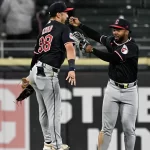Watson rompe el empate en la decima y los Guardians escapan del Rate Field