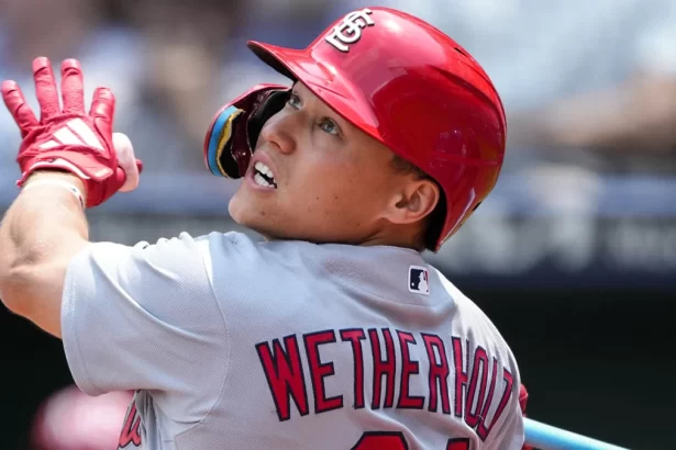 Wetherholt destroza al Kauffman con 2 jonrones y los Cardenales se imponen 12 10
