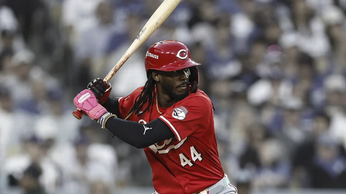 Rojos frenan a los Dodgers con 13 hits y ganan en el Great American